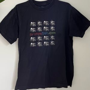 Boneze56K in Men size Medium